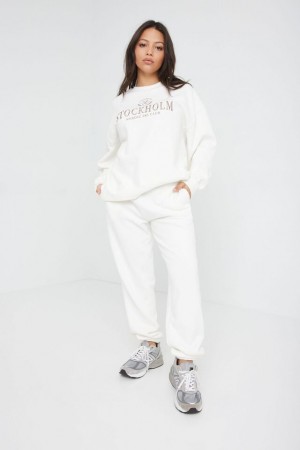 White Garage 90s Women Joggers | A-9847360