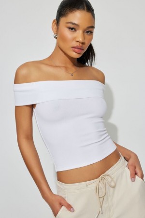 White Garage Off Shoulder Women T Shirts | A-8172349