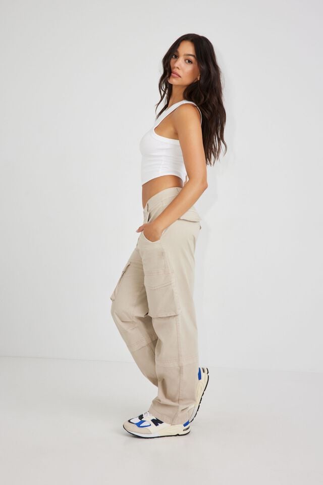 Beige Garage Remi Straight Women Cargo Pants | A-8742513