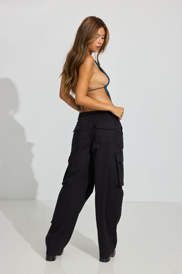 Black Garage Ashton Barrel Women Cargo Pants | A-3476985