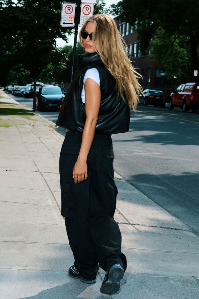 Black Garage Ashton Barrel Women Cargo Pants | A-3476985