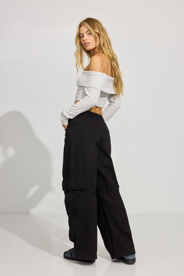 Black Garage Extreme Baggy Women Cargo Pants | A-7502186