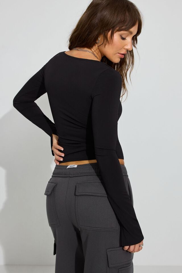 Black Garage Extreme Scoop Neck Women Long Sleeve | A-7620945