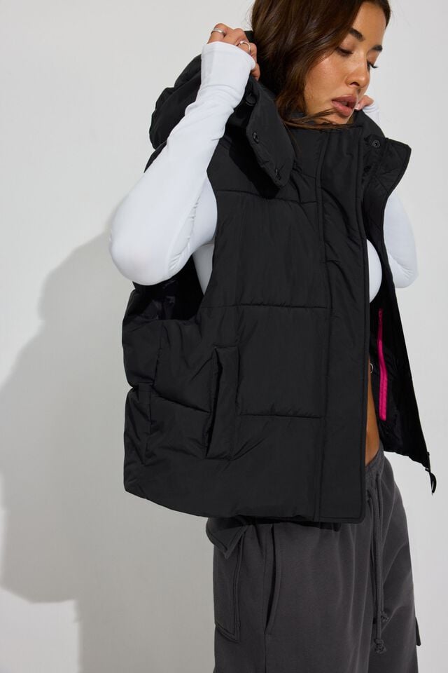 Black Garage Perfect Women Puffer Vest | A-3761205