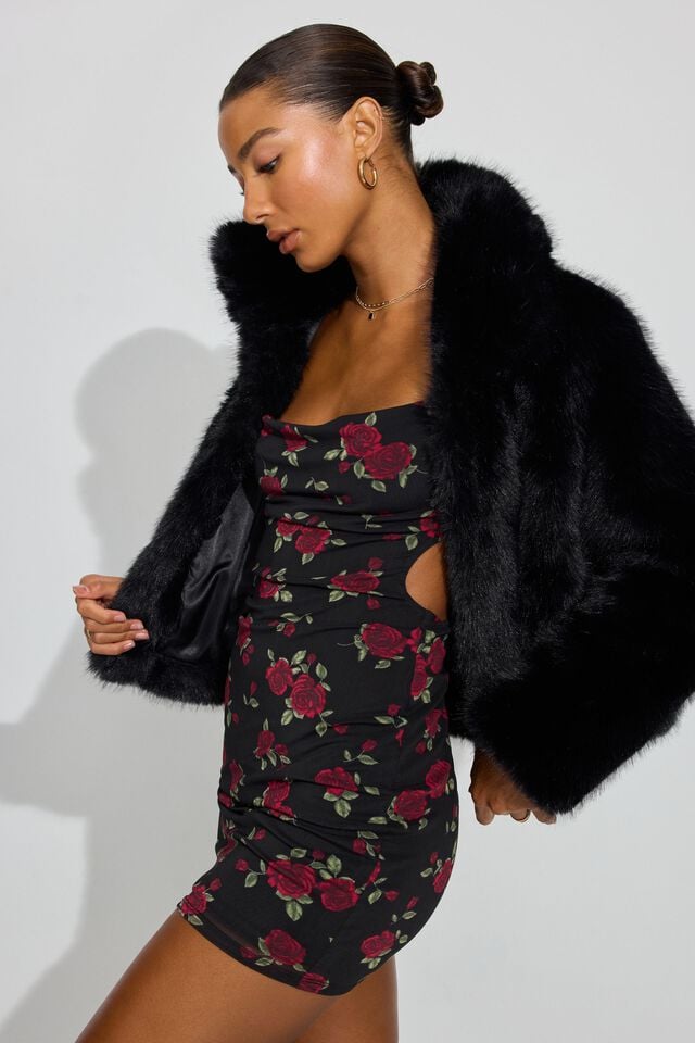 Black Garage Short Faux Fur Women Coat | A-2749836