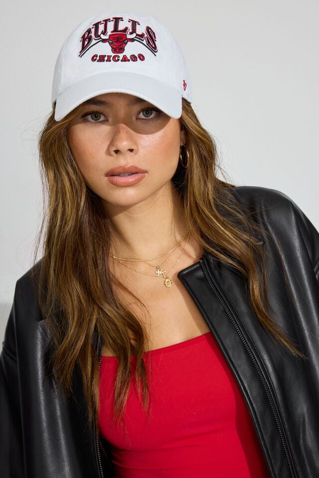 Cream / Red Garage 47 Brand - Chicago Bulls Women Hat | A-9187426