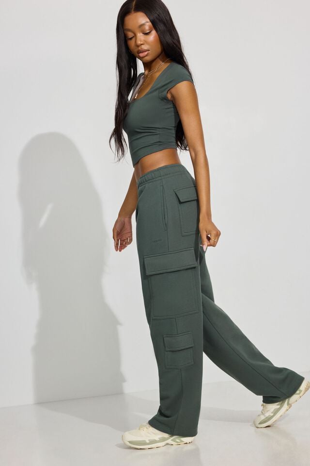 Dark Green Garage Ultrafleece Cargo Women Sweatpants | A-4630872
