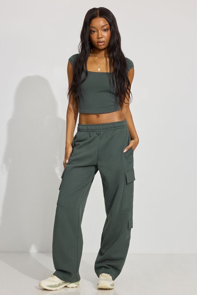 Dark Green Garage Ultrafleece Cargo Women Sweatpants | A-4630872