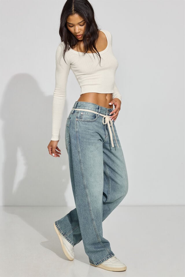 Light Blue / White Garage Scoop Neck Knit Women Long Sleeve | A-9416253