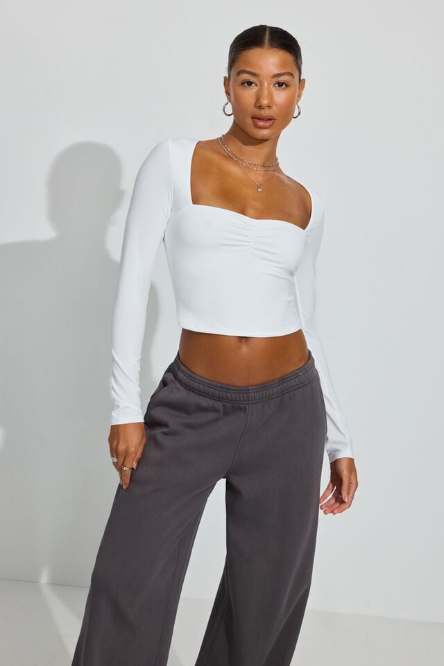 White Garage Sweetheart Neckline Women Long Sleeve | A-0914387