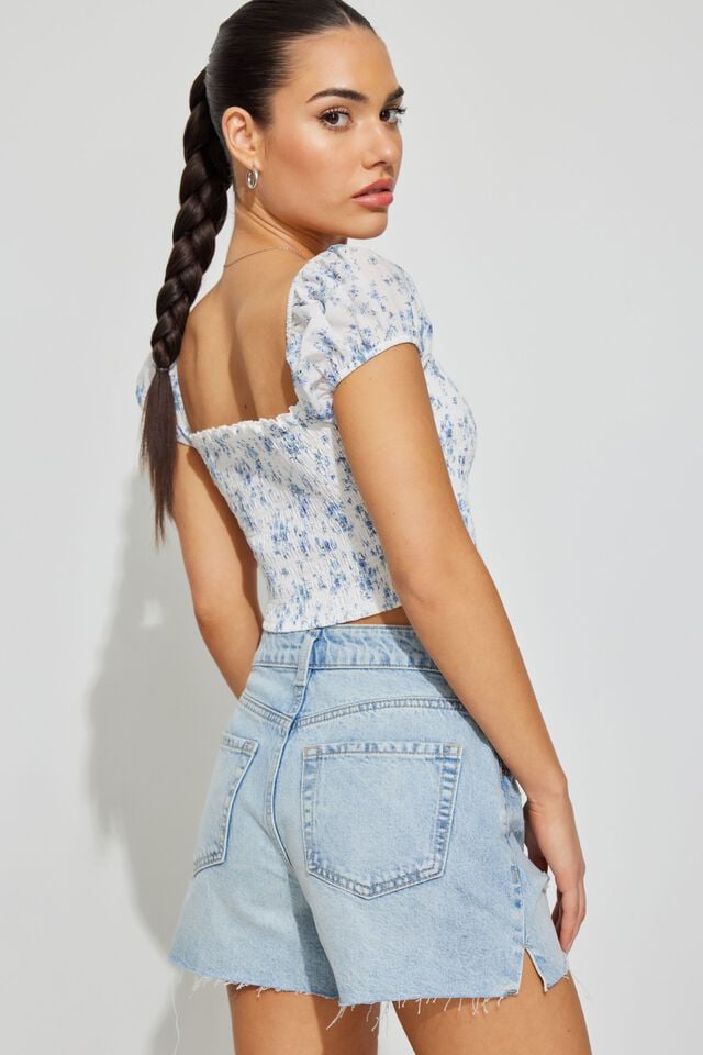 White / Blue Flower Garage Bree Smocked Short Sleeve Women T Shirts | A-1249378