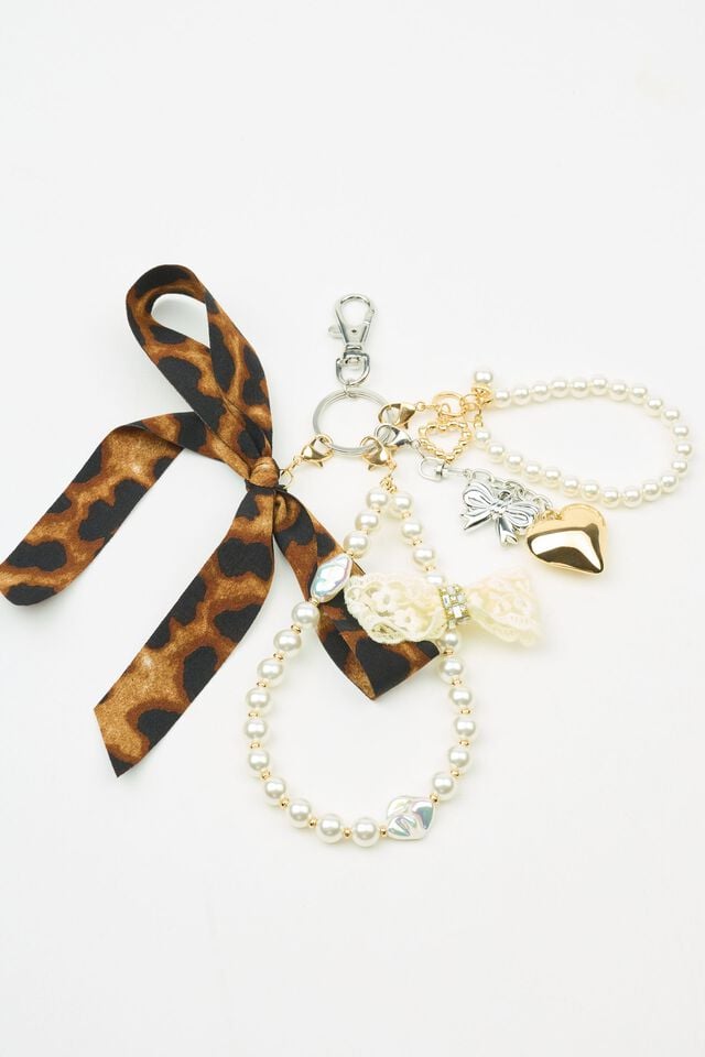 White / Gold Garage Pearls & Charms Women Bags | A-7430569